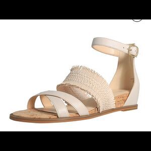 Nine West Vernell creme leather sandals ankle strap 7.5